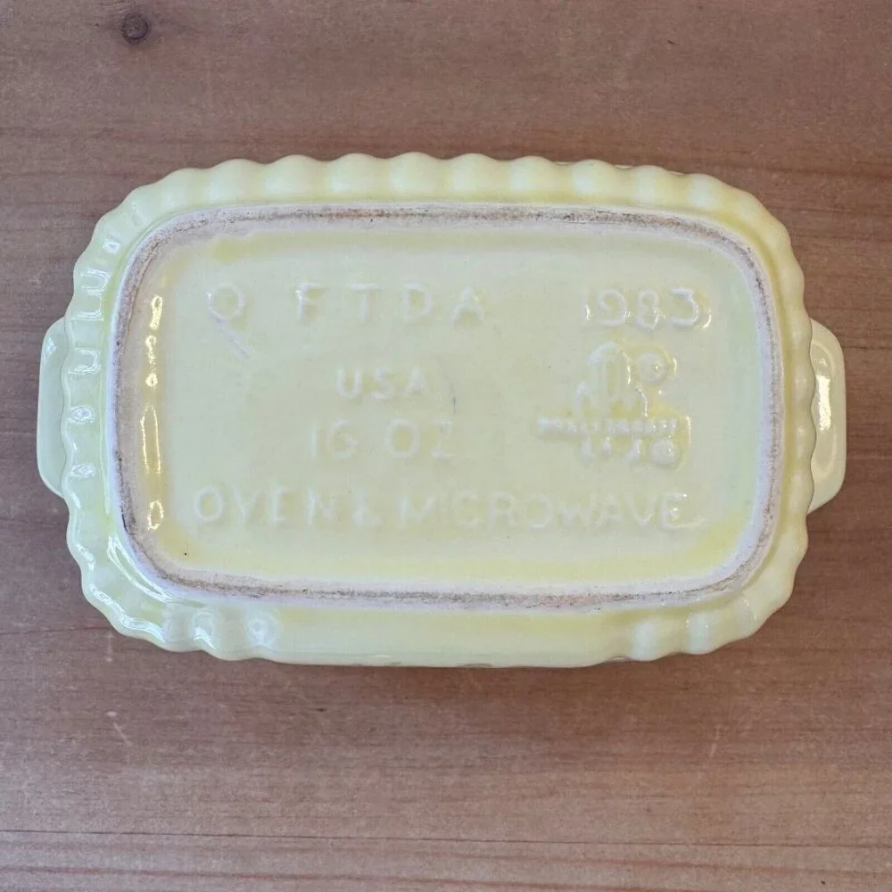 Vintage Baking Dishes Casserole 16 oz F.T.D.A. Pfaltzgraff 1983 Retro Yellow
